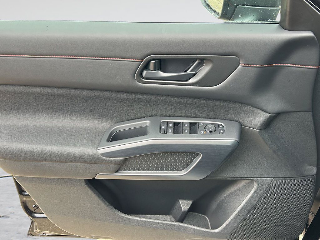 New 2026 Nissan Pathfinder Rock Creek AWD/4WD image 11