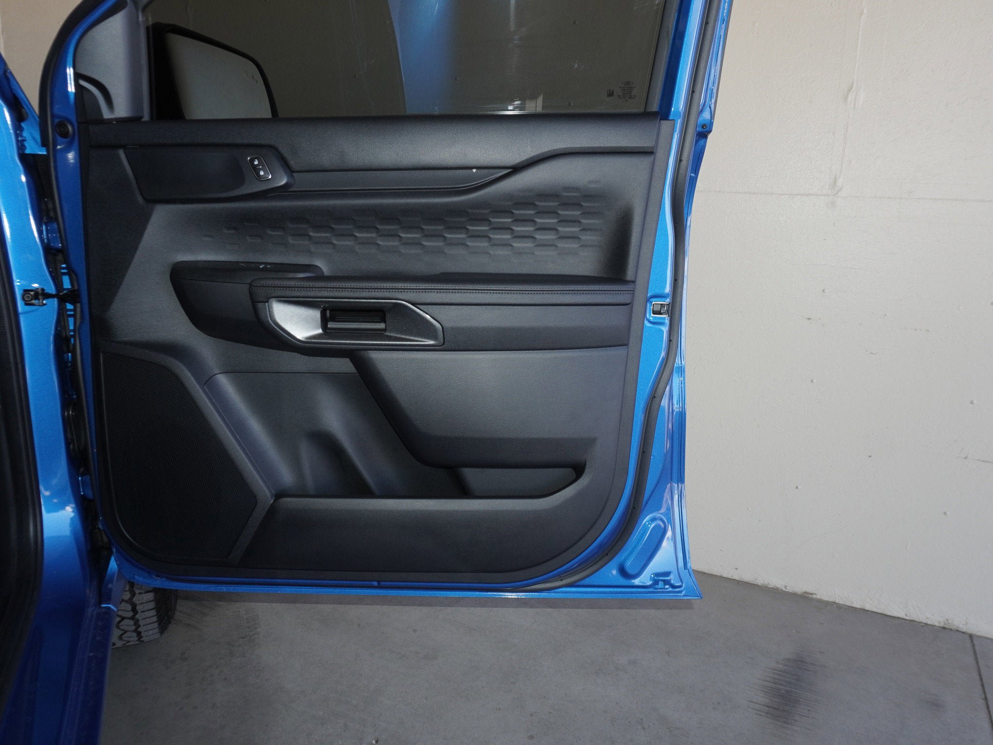 New 2025 Ford Ranger XLT w/ Black Appearance Package image 43