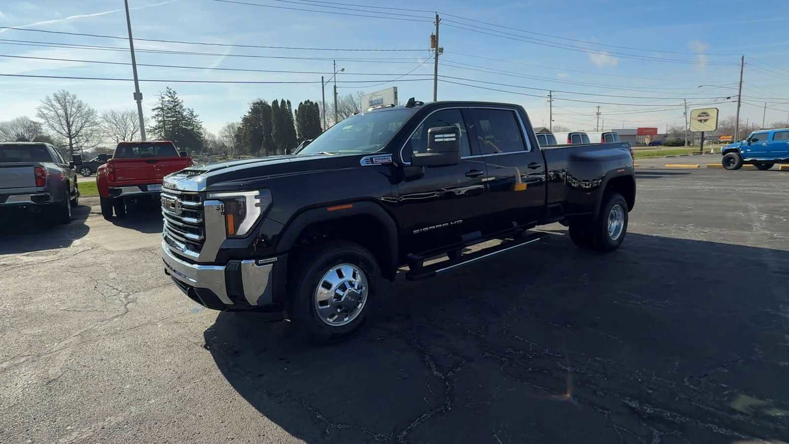 New 2026 GMC Sierra 3500 SLE w/ SLE Value Package AWD/4WD image 6