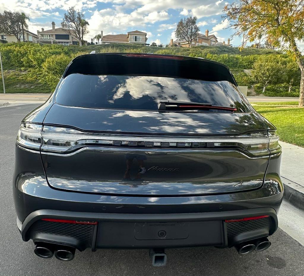 Used 2024 Porsche Macan Base image 5