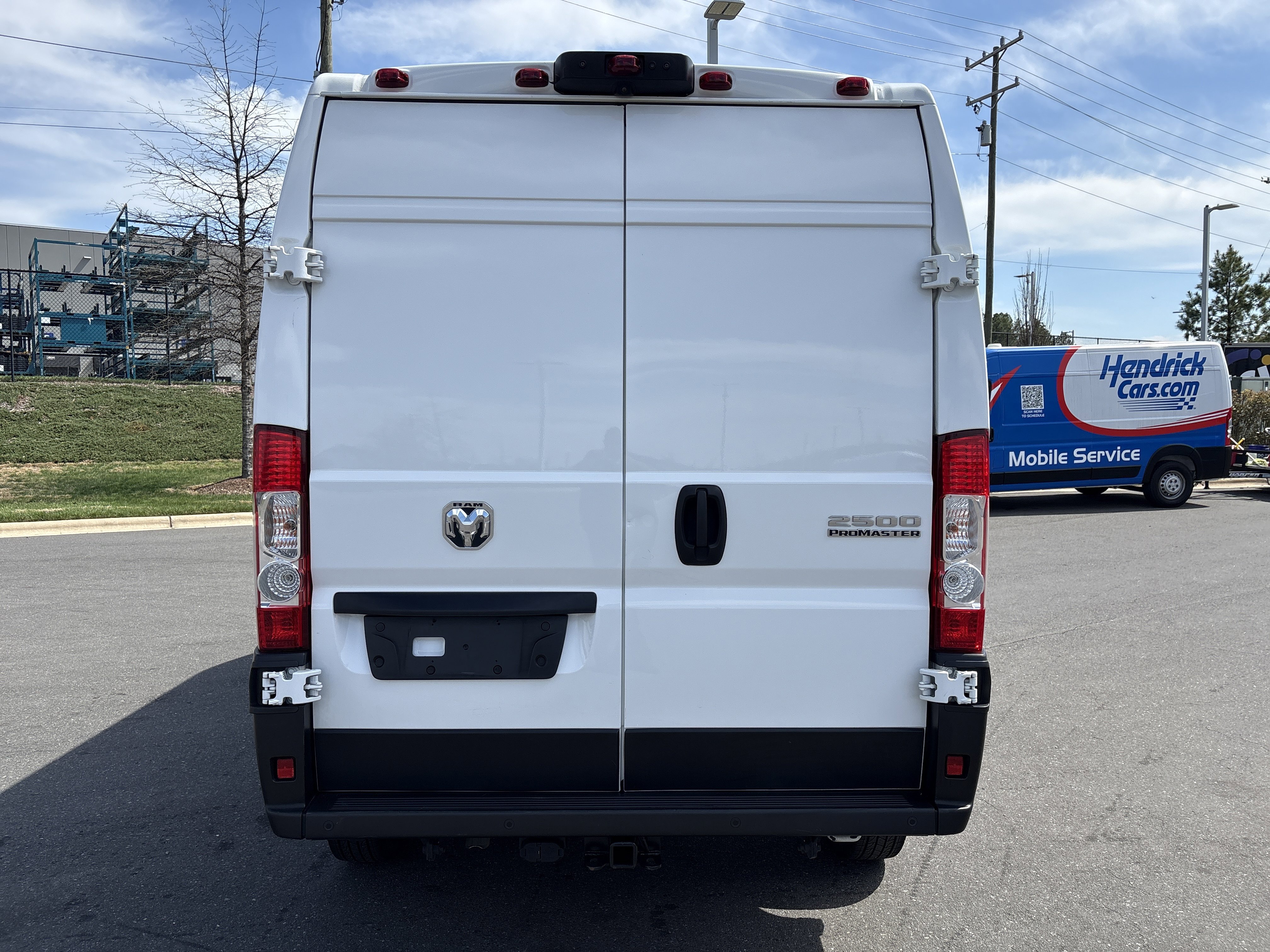 Used 2024 RAM ProMaster 2500 w/ Safety Group image 8