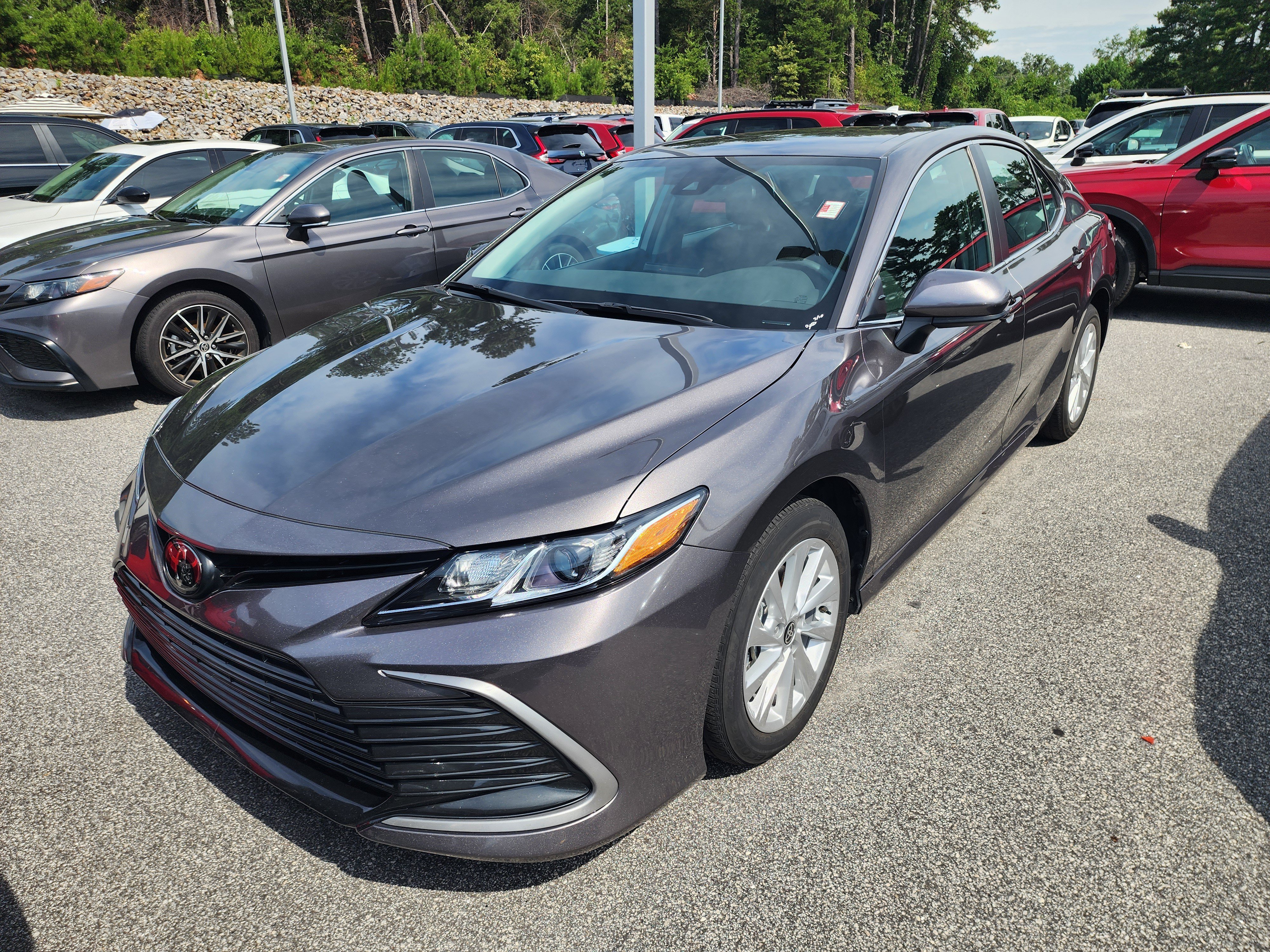Used 2024 Toyota Camry LE FWD image 8