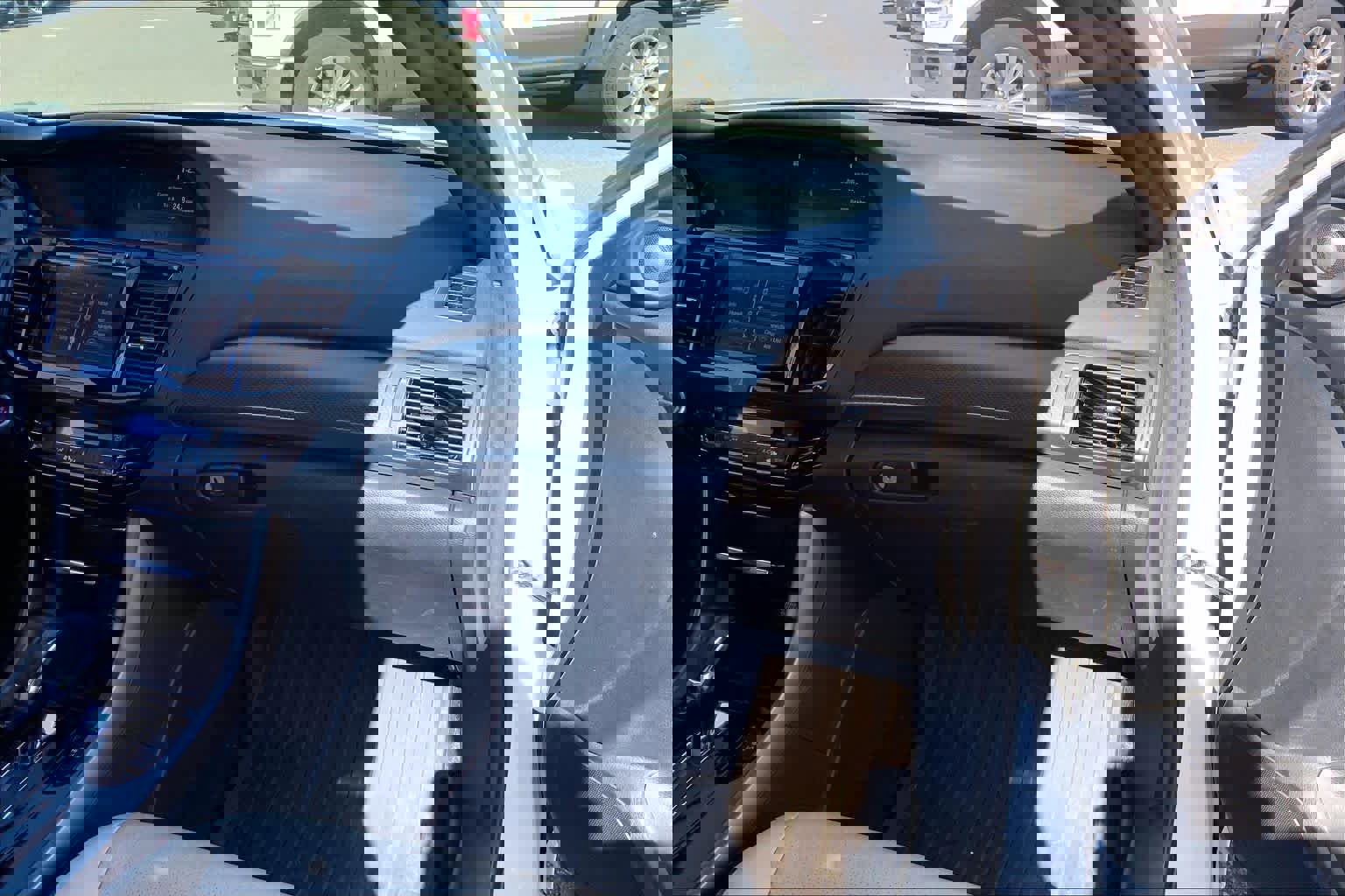 Used 2017 Honda Accord EX-L image 19