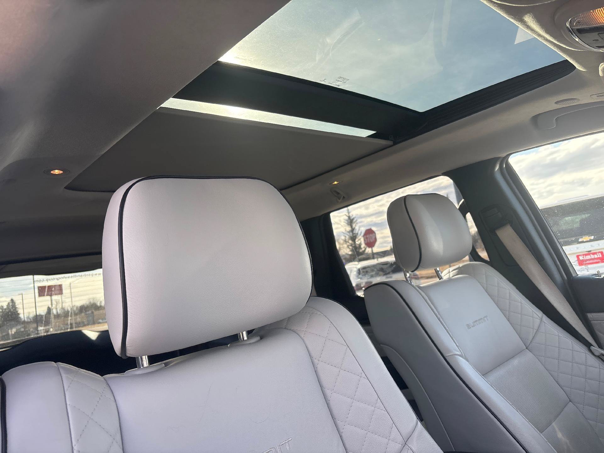 Used 2017 Jeep Grand Cherokee Summit AWD/4WD image 29