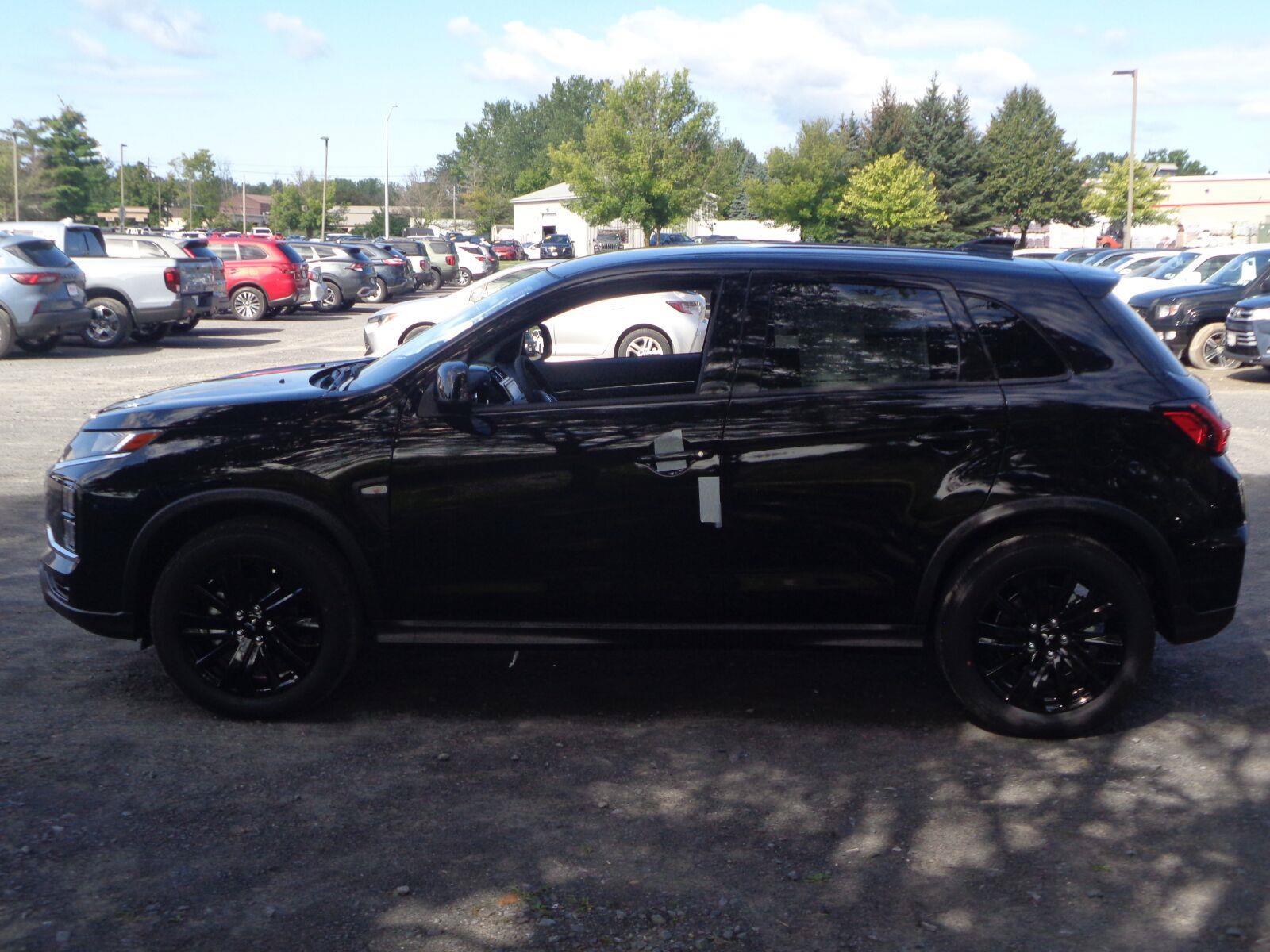 New 2026 Mitsubishi Outlander Sport LE AWD/4WD image 5