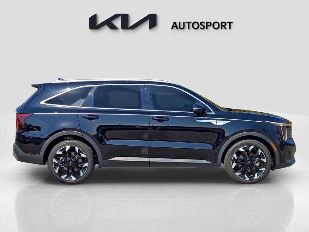 Certified 2024 Kia Sorento EX w/ Panoramic Sunroof Package image 7