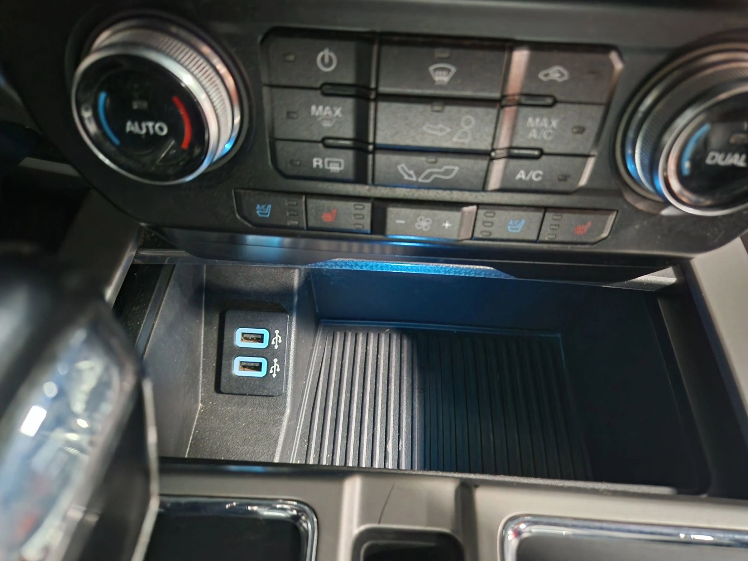 Used 2017 Ford F150 Lariat w/ Equipment Group 502A Luxury image 50