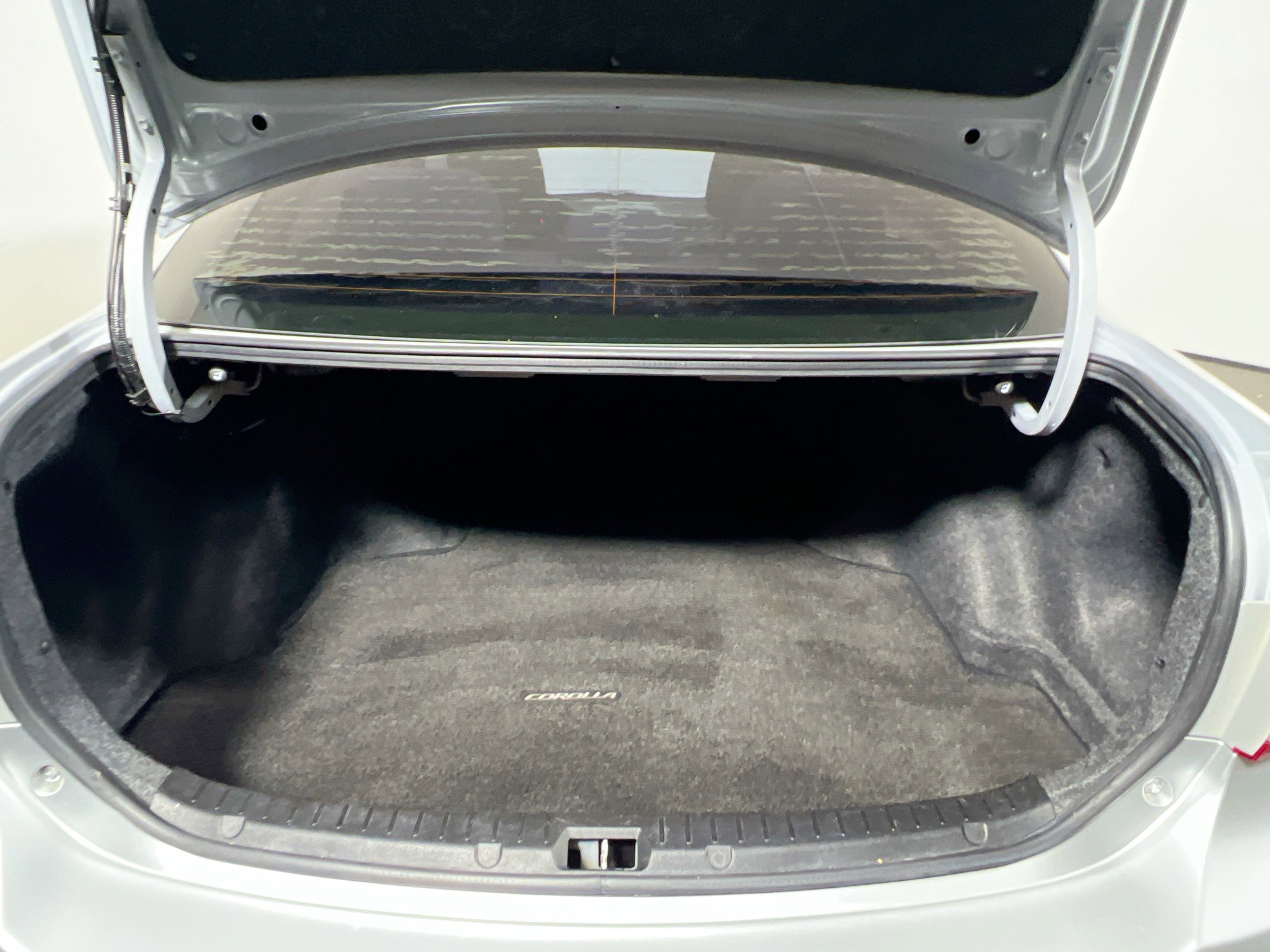 Used 2011 Toyota Corolla LE image 33