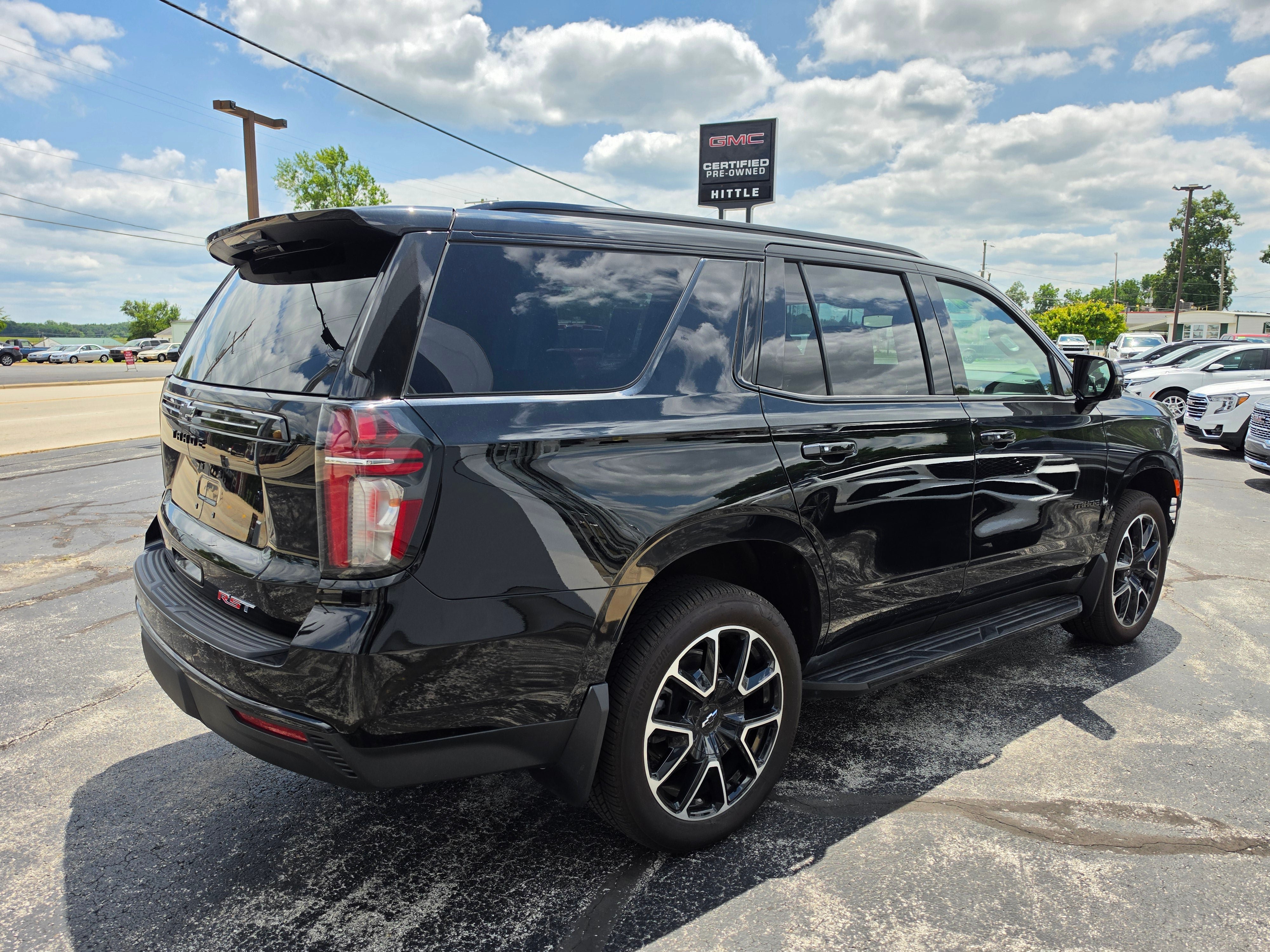Used 2024 Chevrolet Tahoe RST w/ Luxury Package AWD/4WD image 5