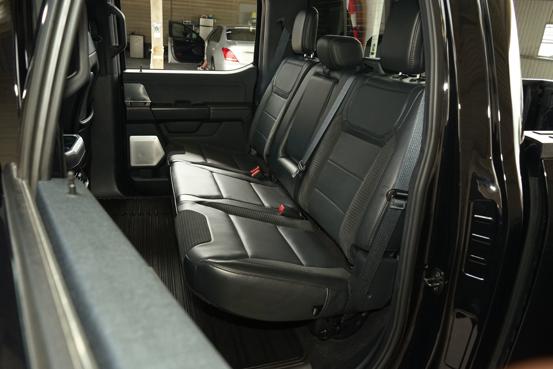 Used 2023 Ford F150 Raptor AWD/4WD image 21