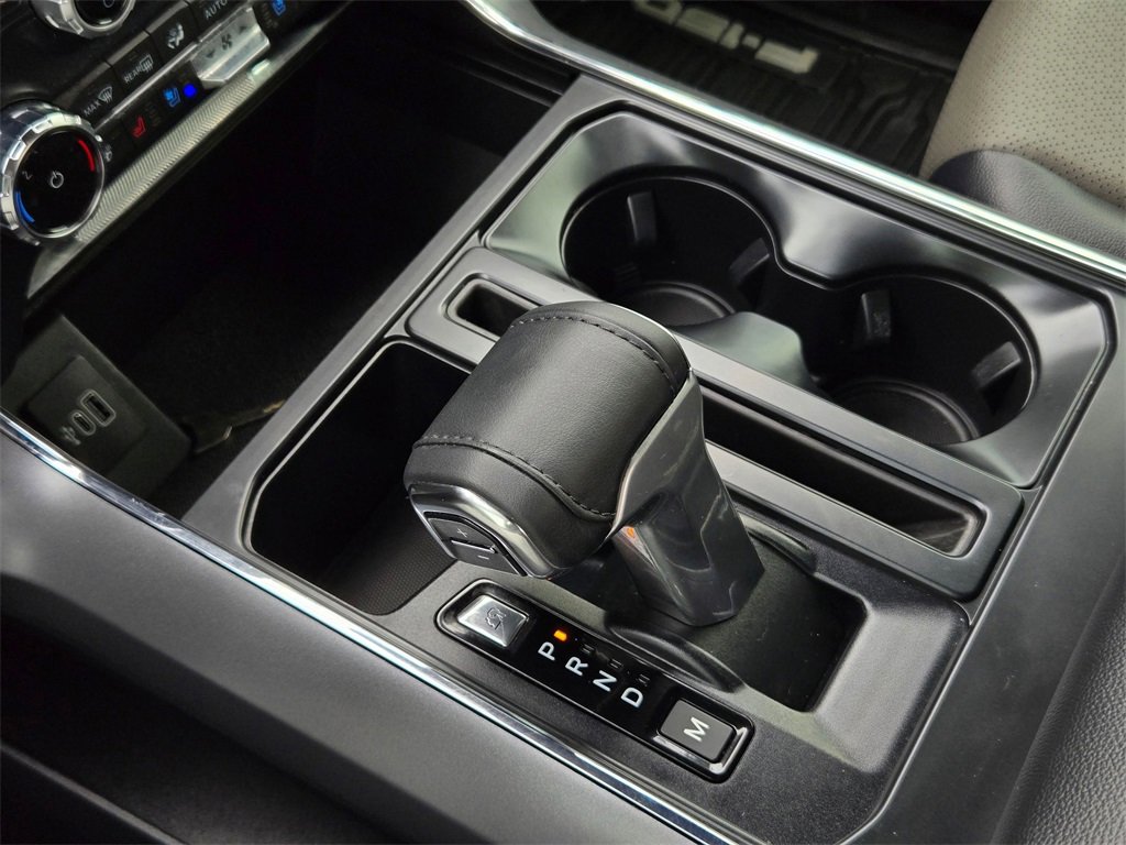 Used 2025 Ford F150 Lariat w/ FX4 Off-Road Package image 19