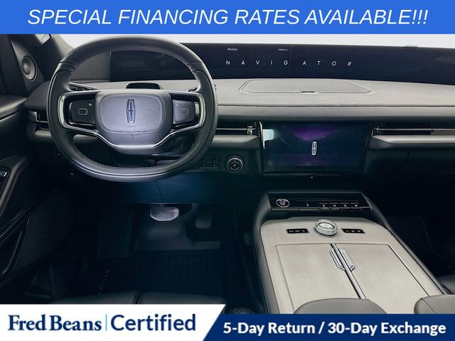 Certified 2025 Lincoln Navigator Reserve w/ Jet Appearance Package image 28