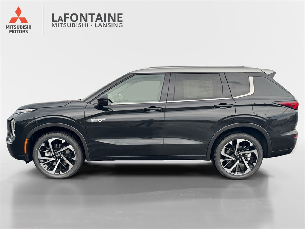 New 2025 Mitsubishi Outlander SEL image 4