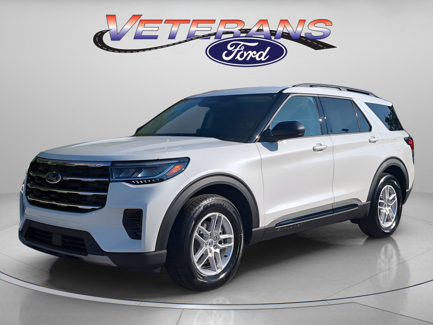 New 2026 Ford Explorer Active RWD image 1