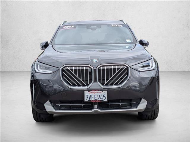 Used 2025 BMW X3 xDrive30i w/ Premium Package AWD/4WD image 2