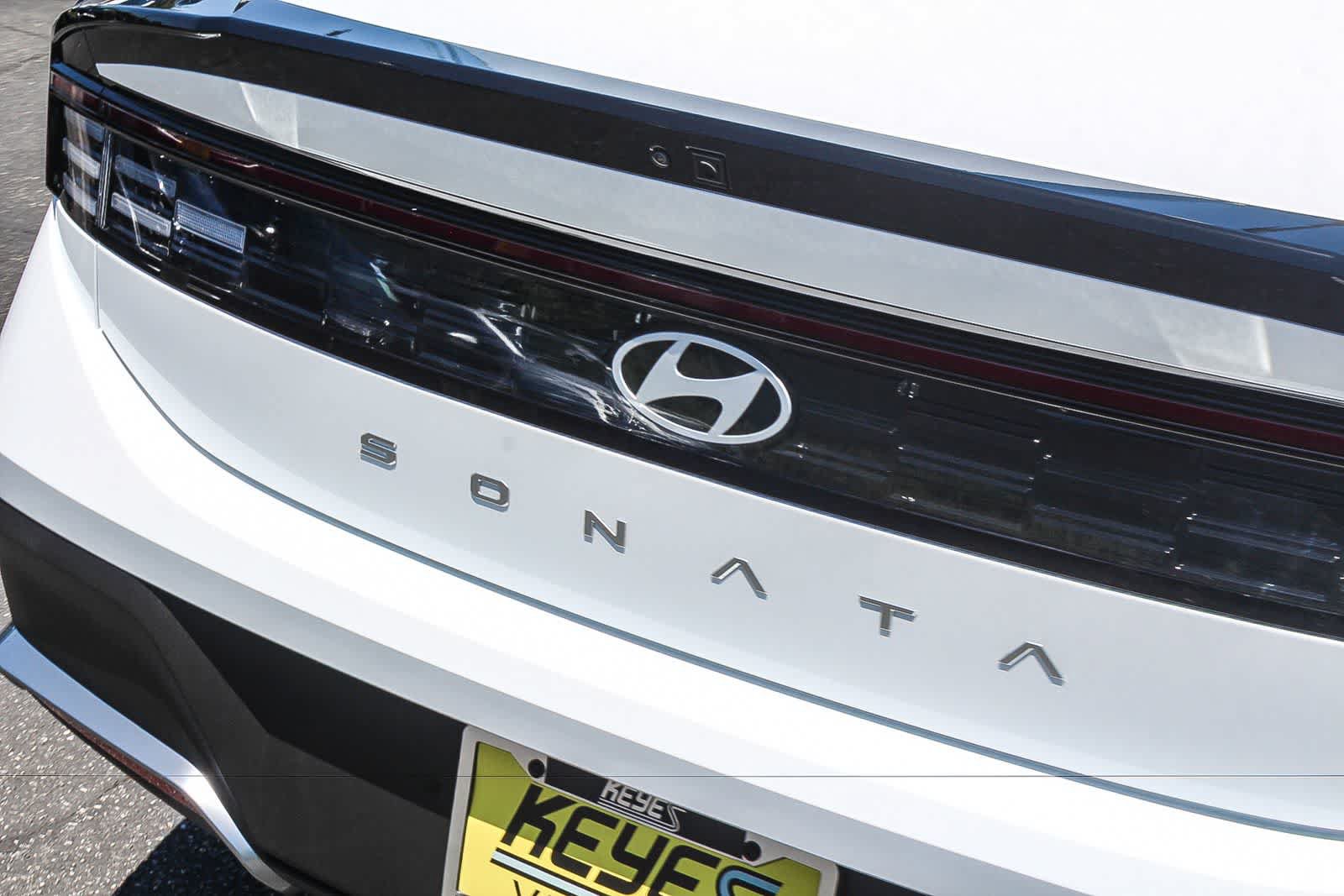 Certified 2025 Hyundai Sonata SE FWD image 9