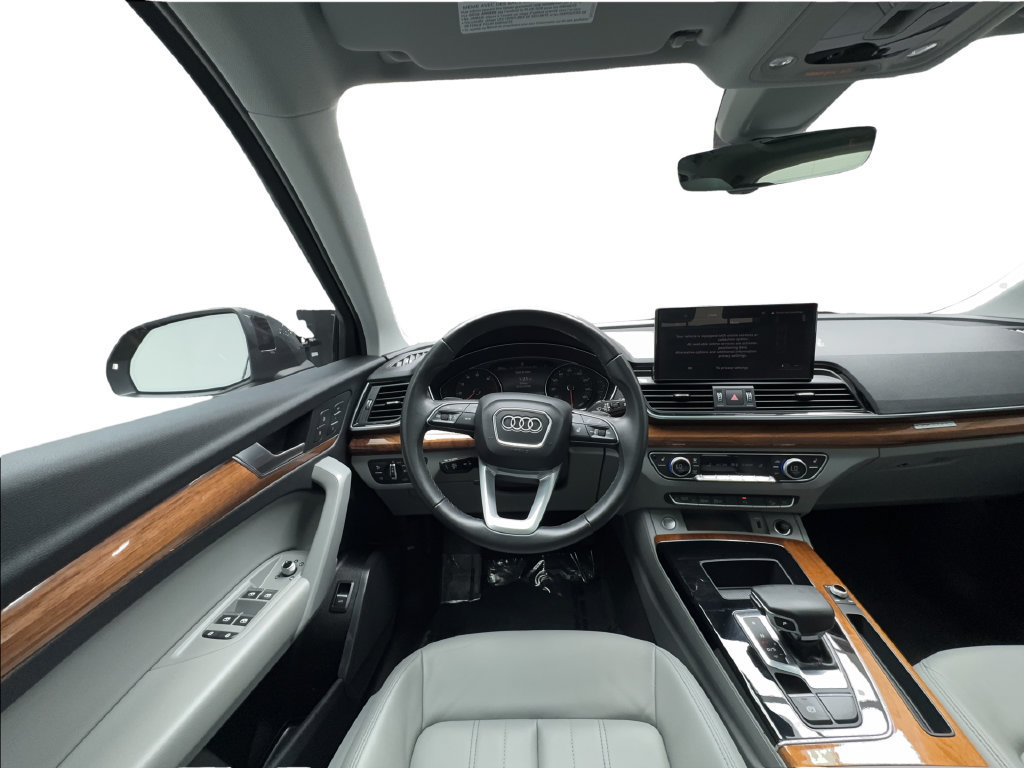 Used 2023 Audi Q5 2.0T Premium w/ Convenience Package AWD/4WD image 36