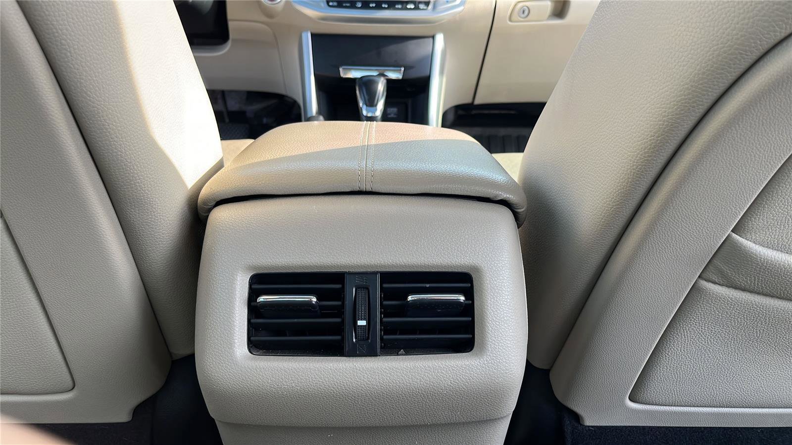 Used 2013 Honda Accord EX-L image 21