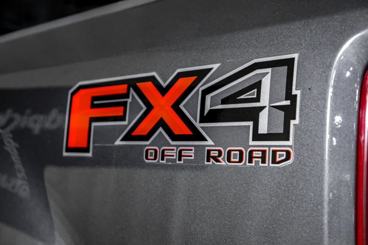 Used 2019 Ford F250 Lariat w/ Lariat Ultimate Package AWD/4WD image 46