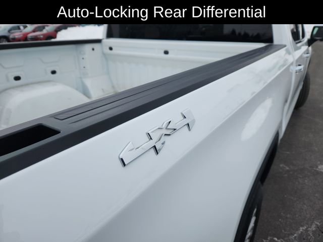 Used 2024 GMC Sierra 1500 SLT image 32