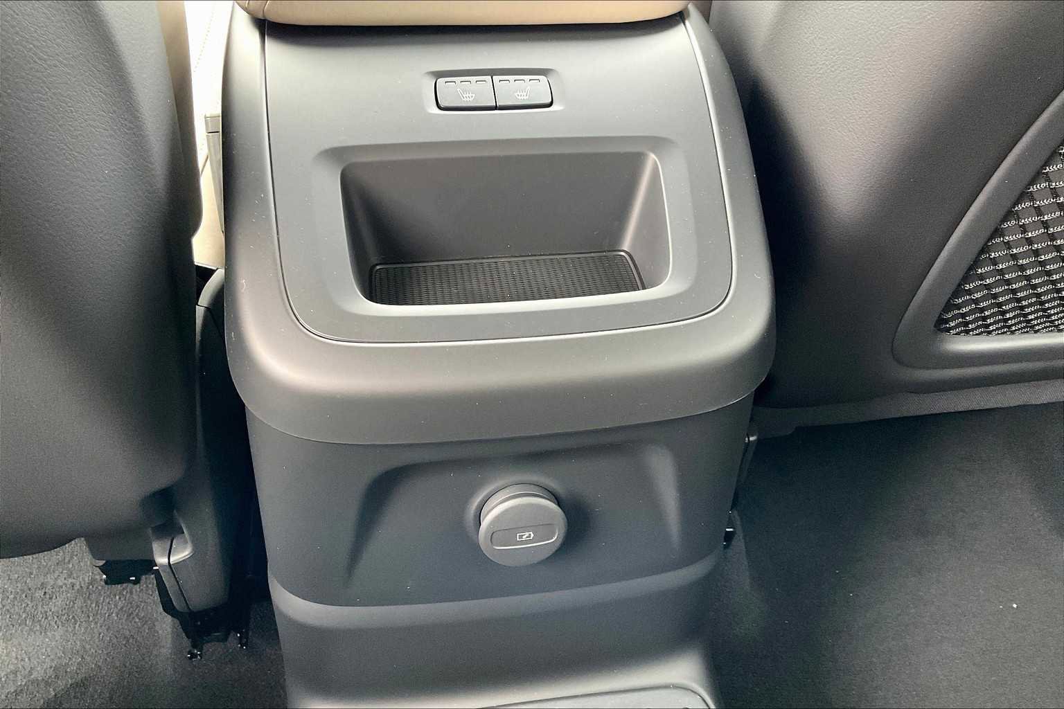 New 2026 Volvo XC60 T8 Plus w/ Protection Package Premier image 16