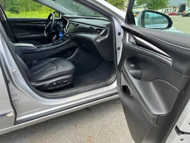 Used 2018 Buick LaCrosse Essence FWD image 10