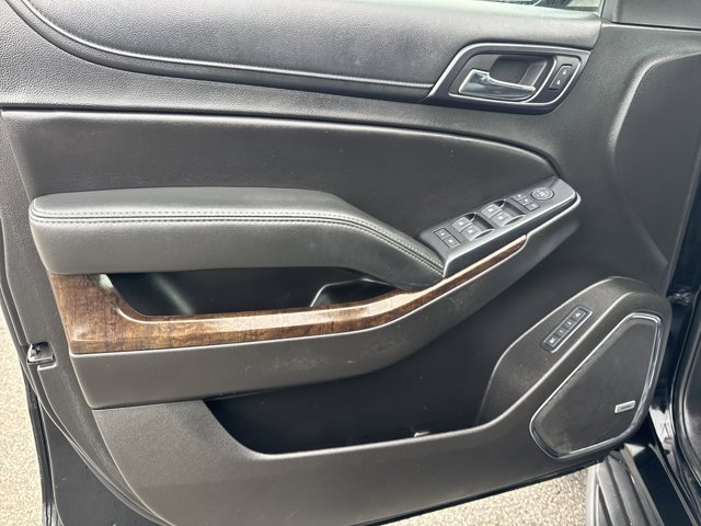 Used 2018 Chevrolet Suburban LT w/ Luxury Package image 18