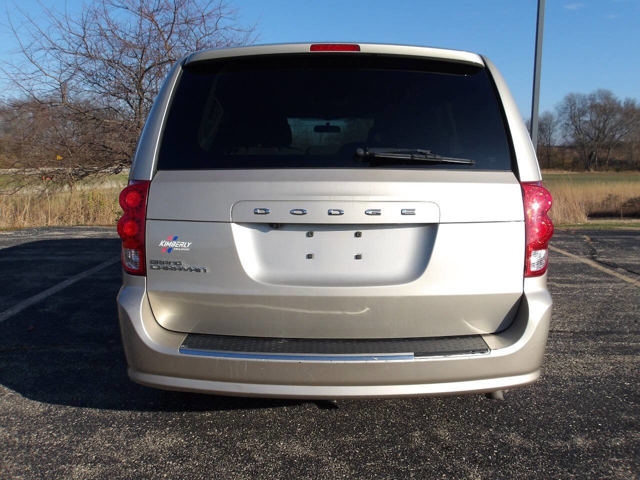 Used 2013 Dodge Grand Caravan SXT w/ Entertainment Group 1 image 4