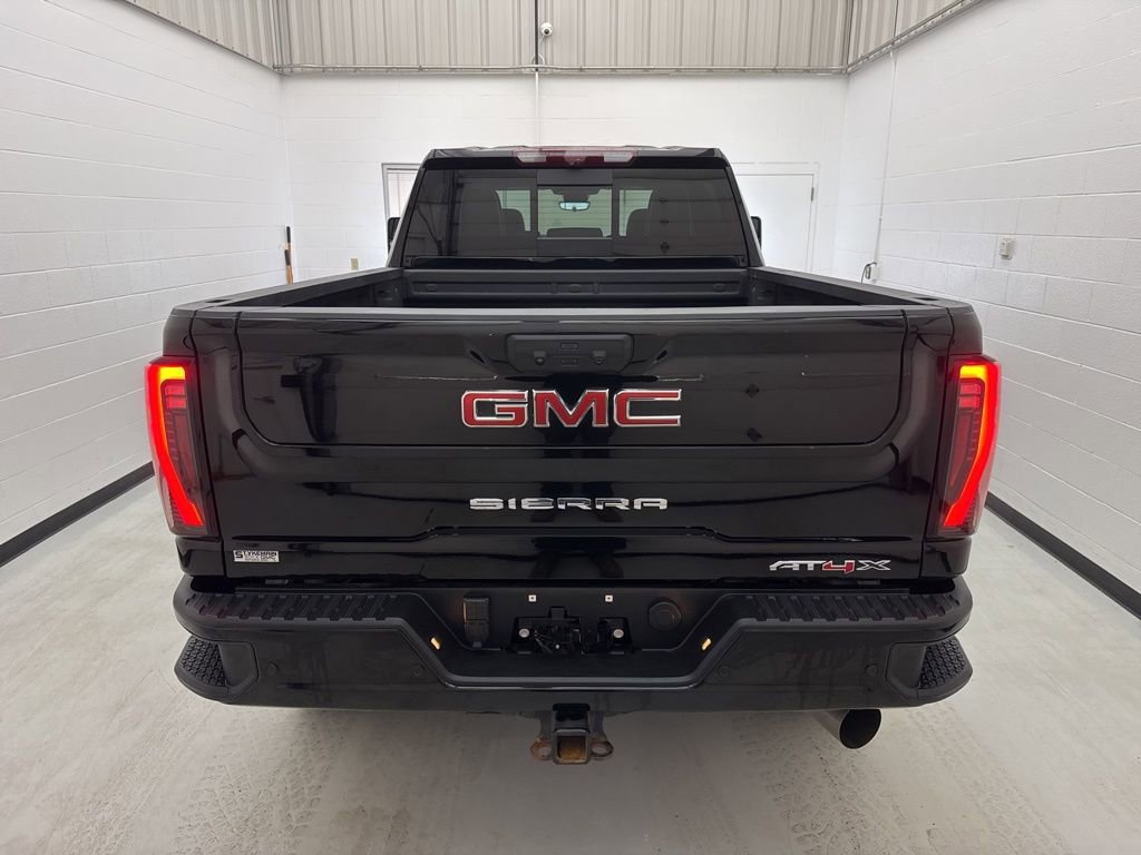 Used 2024 GMC Sierra 2500 AT4X image 17