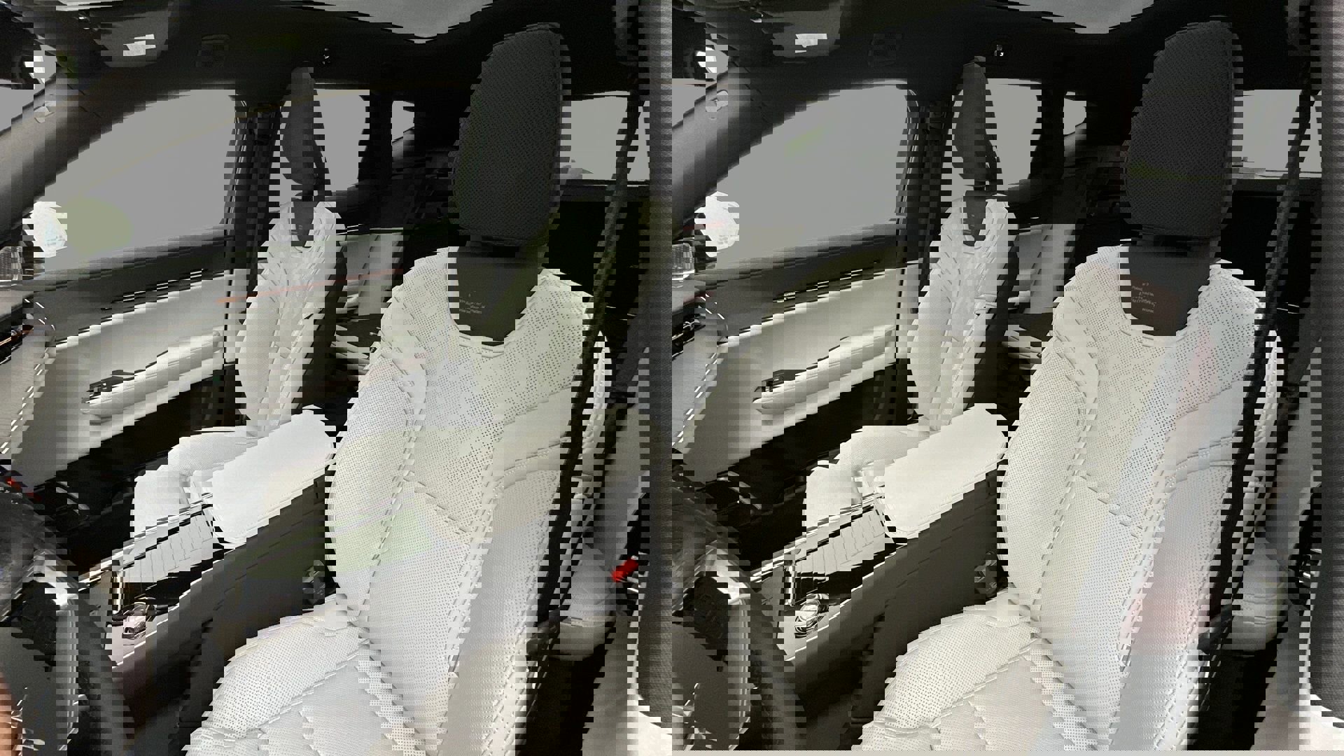 Used 2025 Polestar Polestar 3 image 17