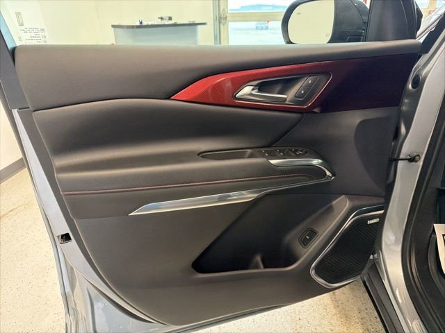 Used 2025 Chevrolet Traverse Z71 w/ Enhanced Driving Package image 45