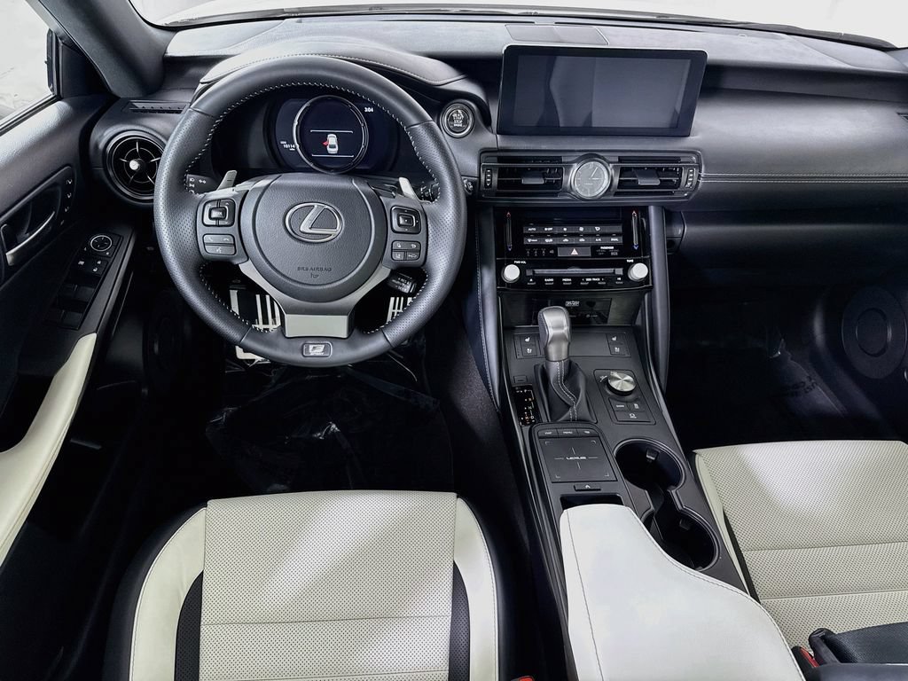 Used 2023 Lexus IS 350 F Sport RWD image 3