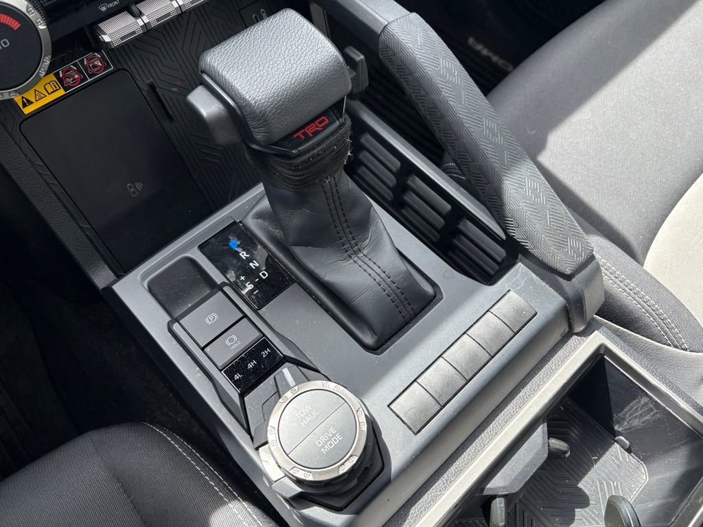 Used 2024 Toyota Tacoma TRD Sport w/ TRD Sport Upgrade Package image 28