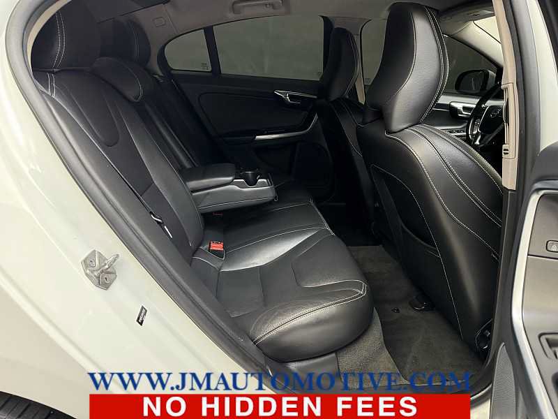 Used 2017 Volvo S60 T5 Dynamic AWD/4WD image 18