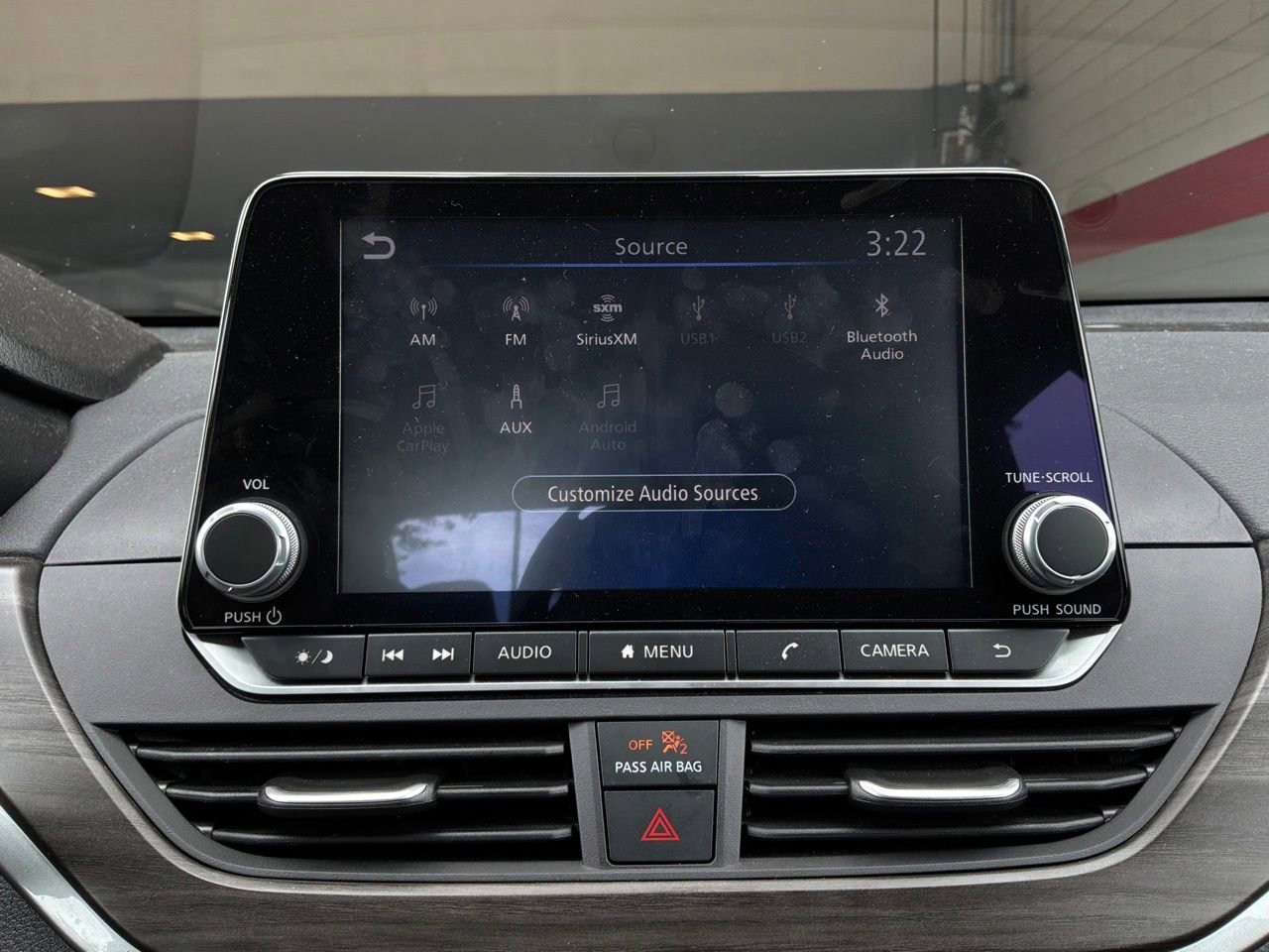 Used 2025 Nissan Altima 2.5 SV FWD image 29