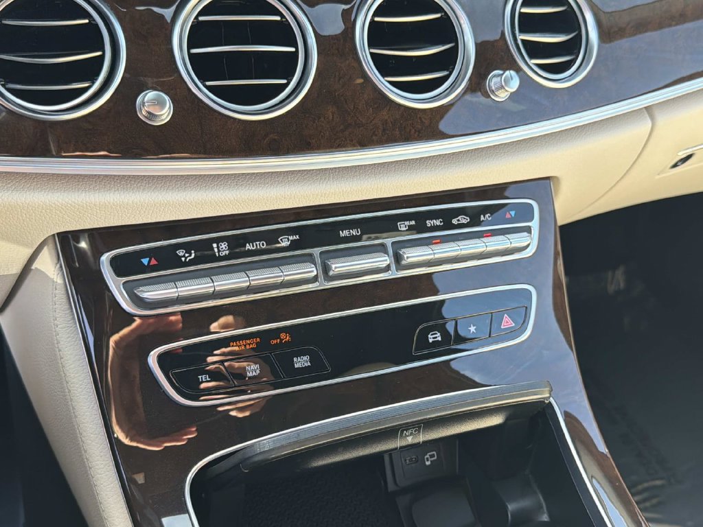 Used 2021 Mercedes-Benz E 450 4MATIC Sedan image 23