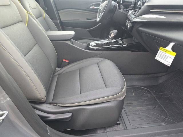 New 2026 Chevrolet Trax ACTIV w/ Sunroof Package image 24