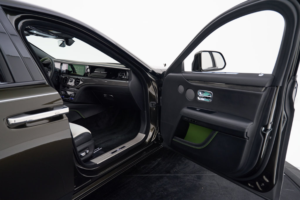 Used 2023 Rolls-Royce Ghost Black Badge AWD/4WD image 33