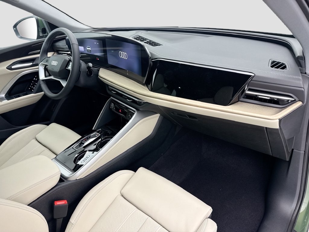 Used 2026 Audi Q5 Premium Plus AWD/4WD image 16