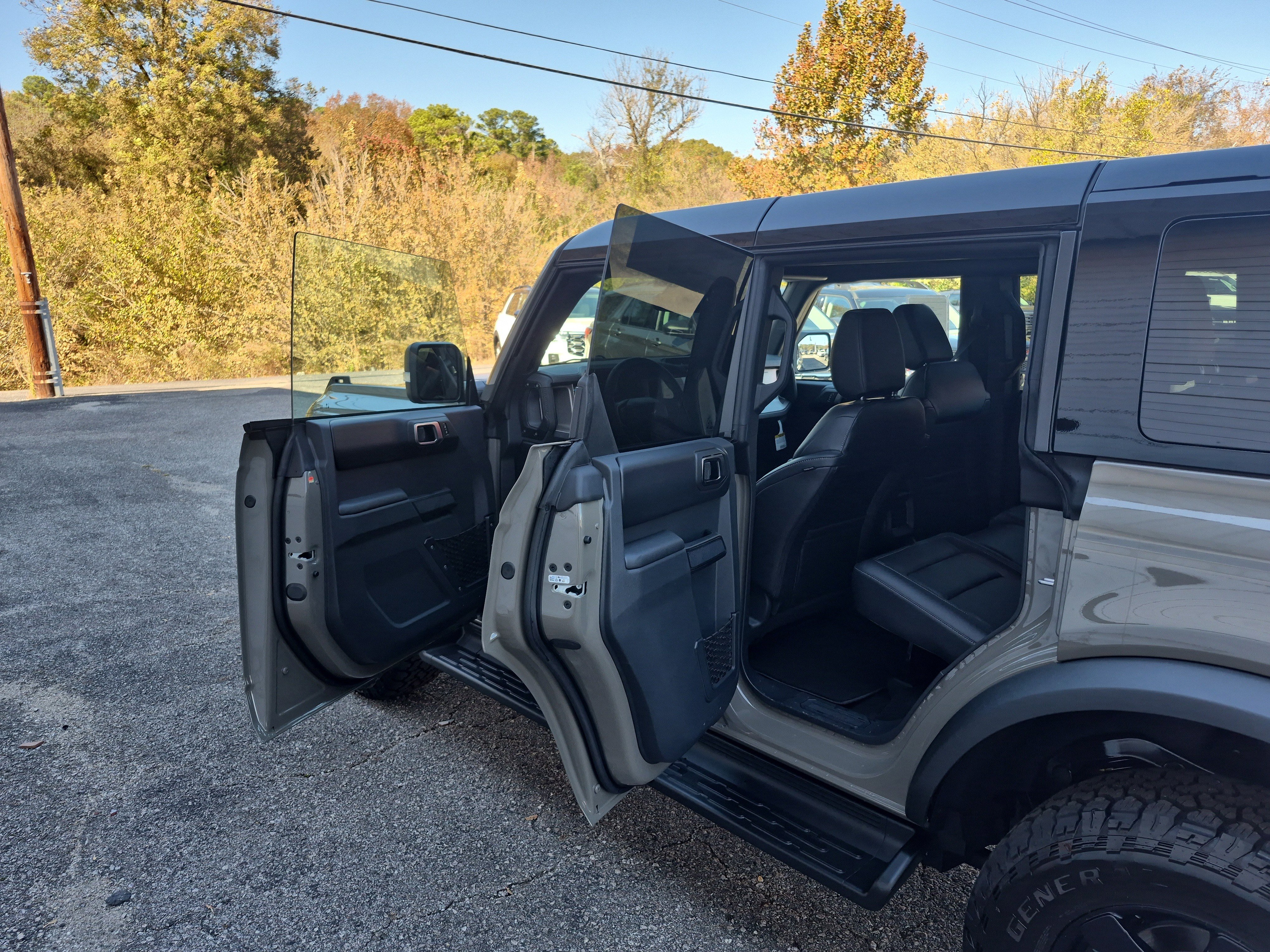 New 2025 Ford Bronco Outer Banks image 13