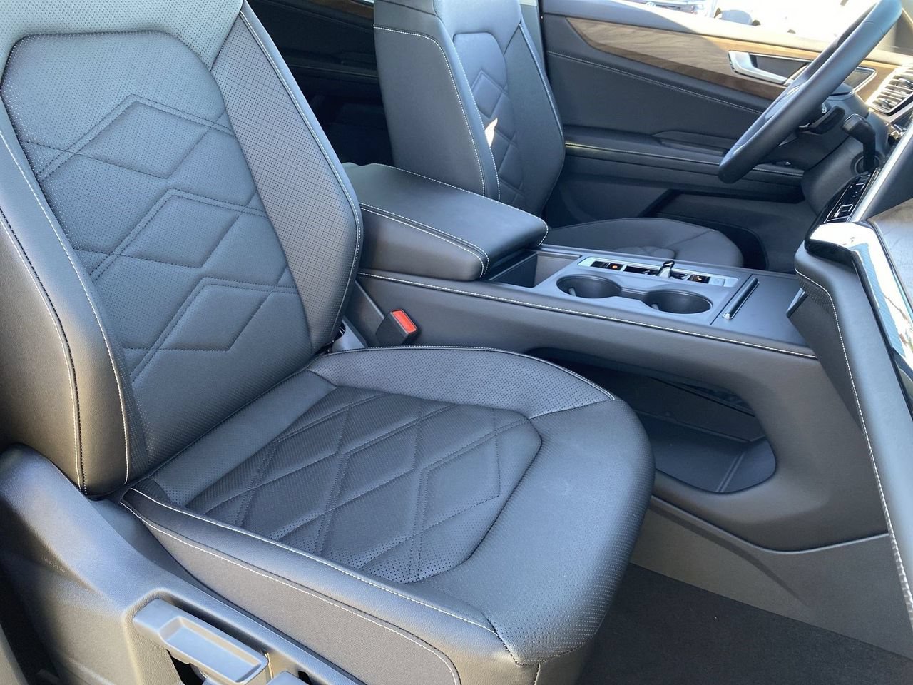 New 2026 Volkswagen Atlas SE FWD image 7