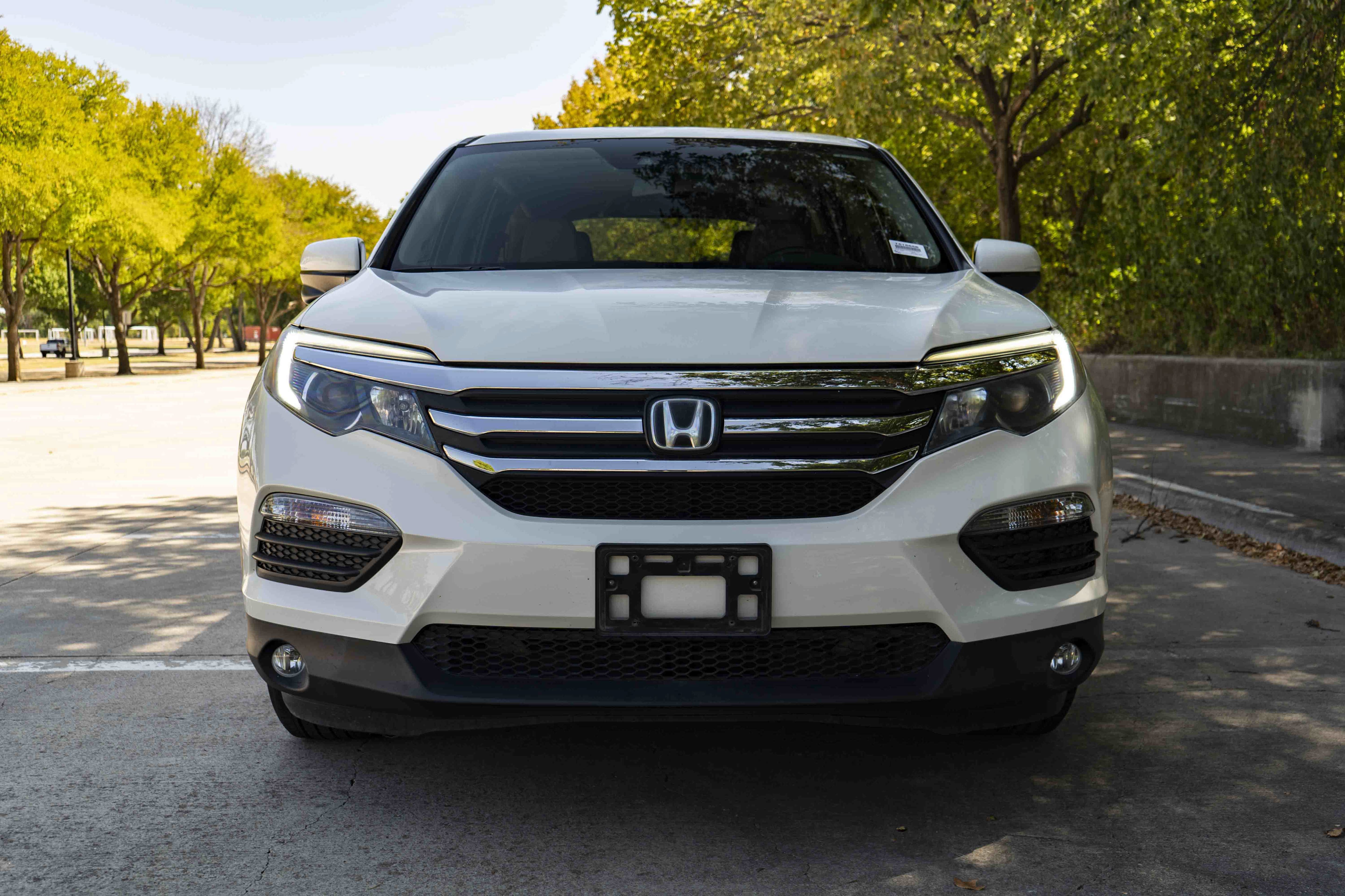 Certified 2017 Honda Pilot EX-L image 3