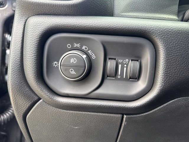 New 2026 RAM 2500 Laramie AWD/4WD image 11
