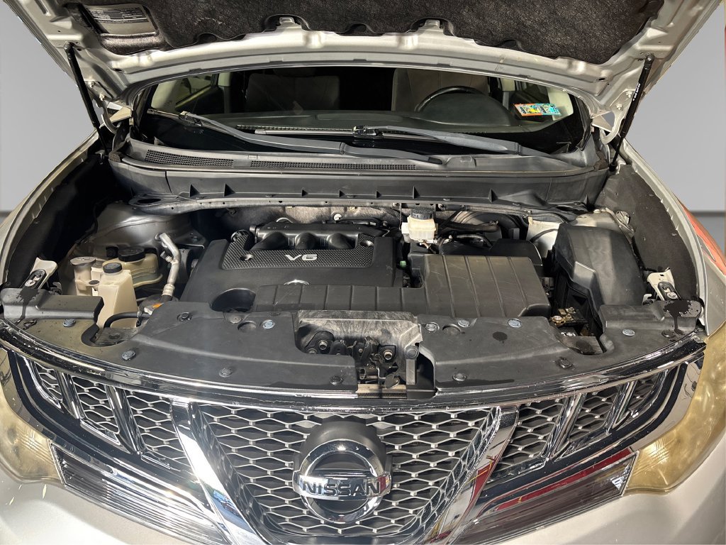 Used 2013 Nissan Murano SV AWD/4WD image 14