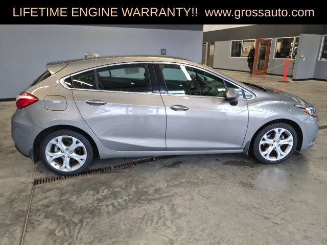 Used 2017 Chevrolet Cruze Premier FWD image 10