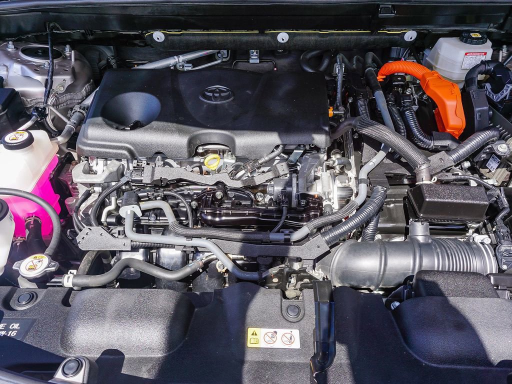 Used 2022 Toyota Venza LE AWD/4WD image 26