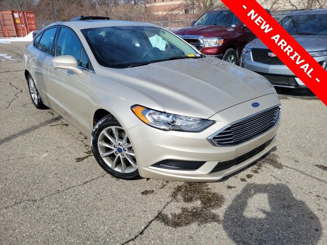 Used 2017 Ford Fusion SE