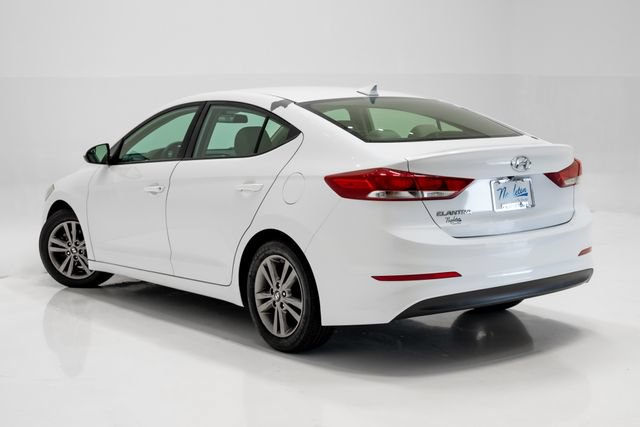 Used 2017 Hyundai Elantra SE FWD image 28