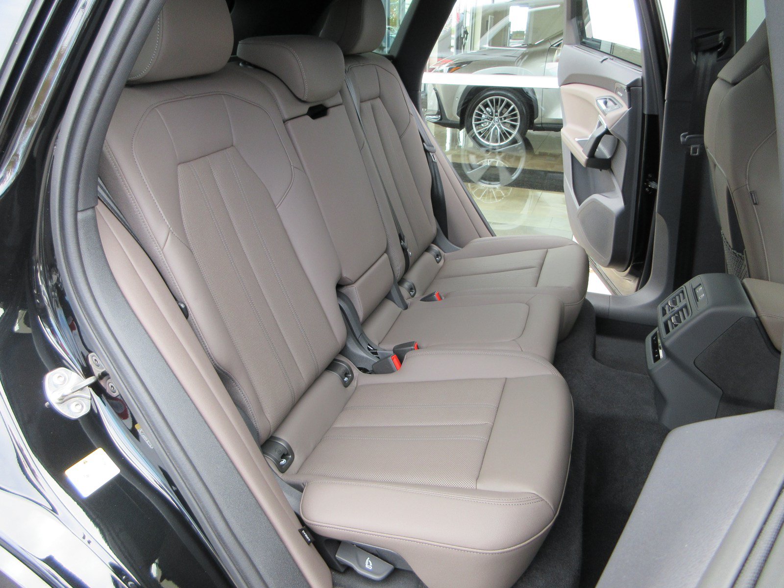 Used 2025 Audi Q5 Prestige AWD/4WD image 21
