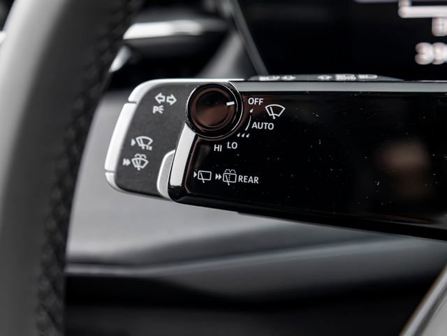 New 2026 Audi Q3 quattro 2.0T AWD/4WD image 22